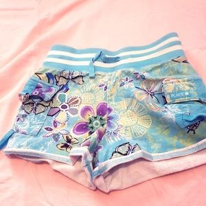 Hawain Style Flower Soft Shorts Size 6/7
